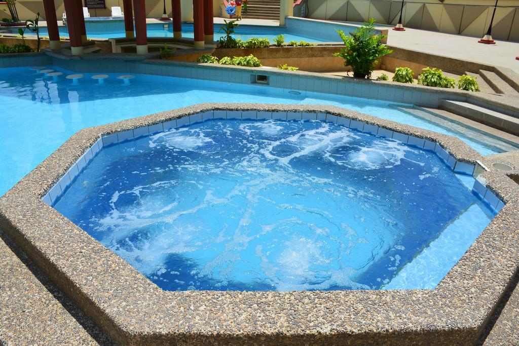 Playa Almendro Resort Tonsupa Kültér fotó