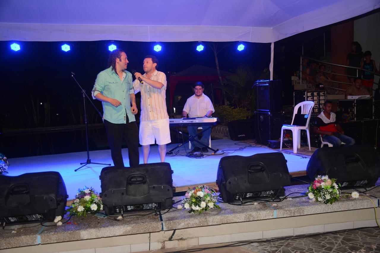 Playa Almendro Resort Tonsupa Kültér fotó